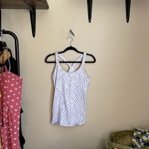 ✿ Athleta Tank Top ✿